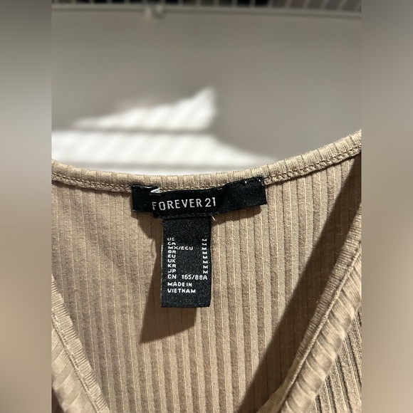 Tank top - Picture 2 of 2